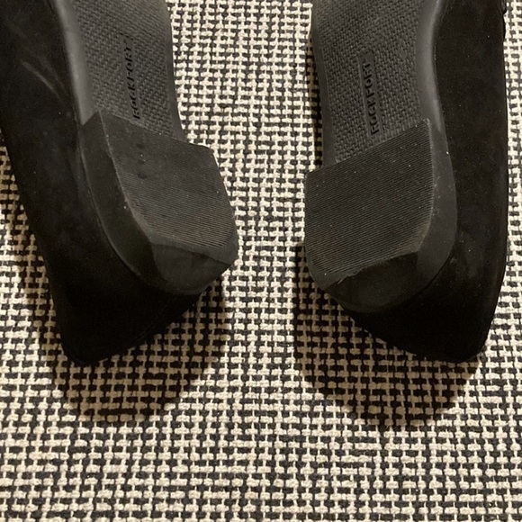 Rockport suede loafers, size 7.5 - Picture 5 of 5